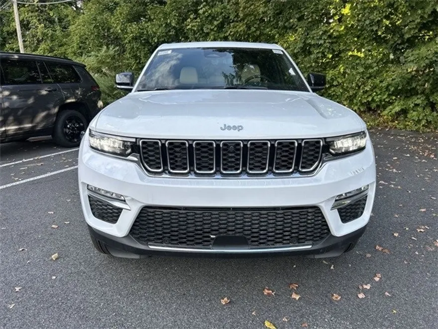 2025 Jeep Grand Cherokee Limited photo 1