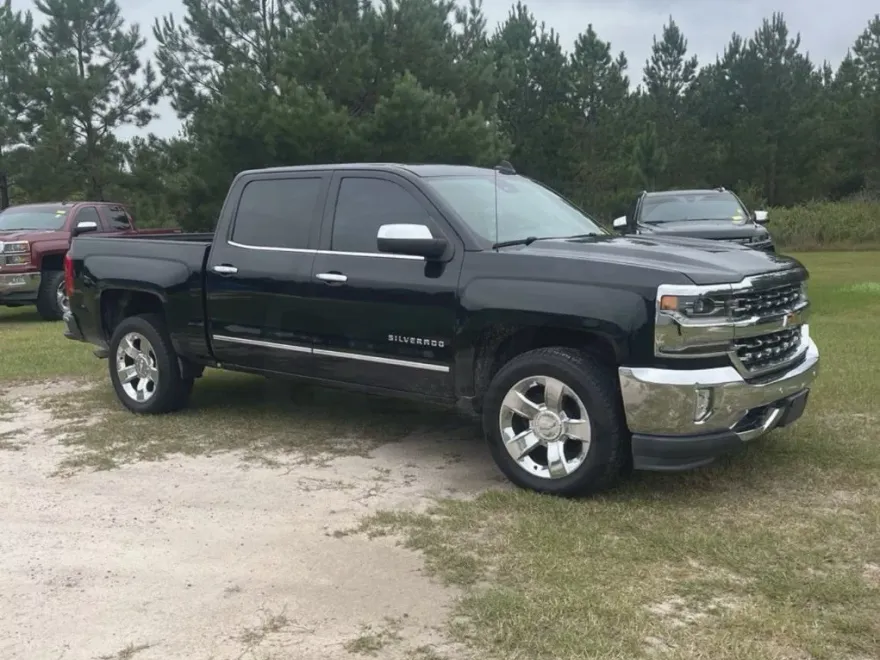 2016 Chevrolet Silverado 1500 LTZ photo 1
