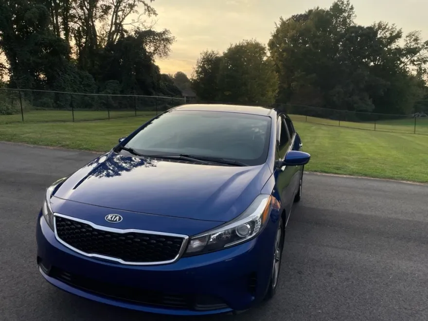 2018 Kia Forte LX photo 1