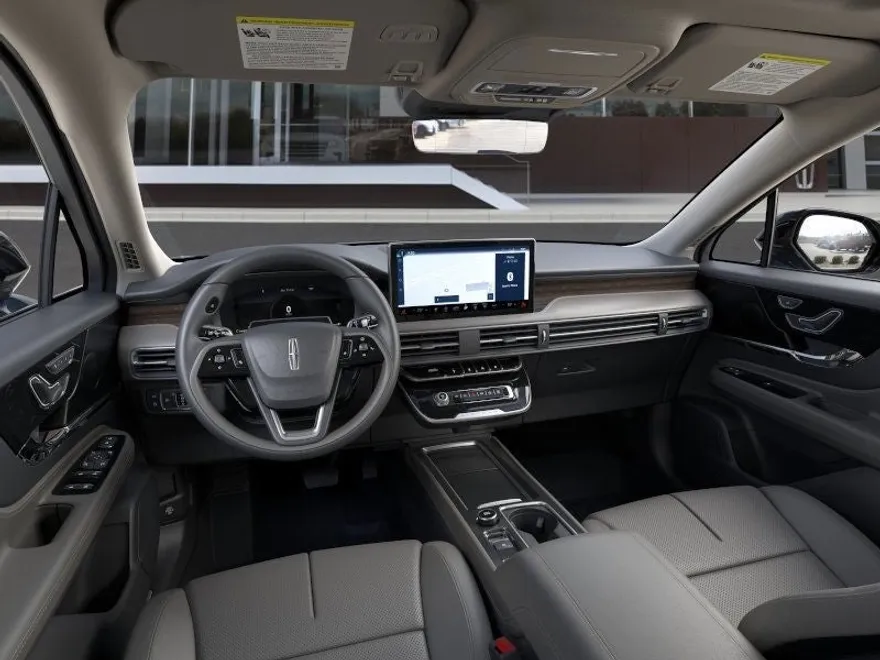 2025 Lincoln Corsair Grand Touring photo 1
