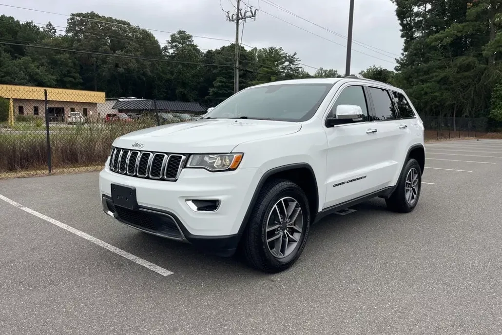 2022 Jeep Cherokee Limited photo 1