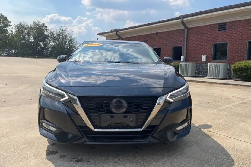 2022 Nissan Sentra SR photo 1