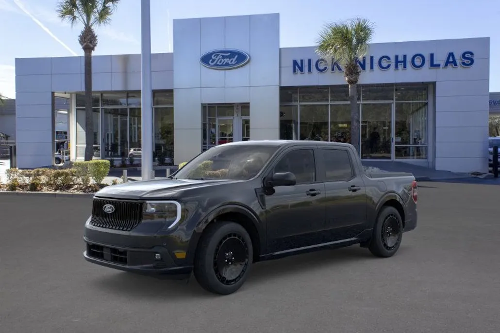 2025 Ford Maverick photo 1