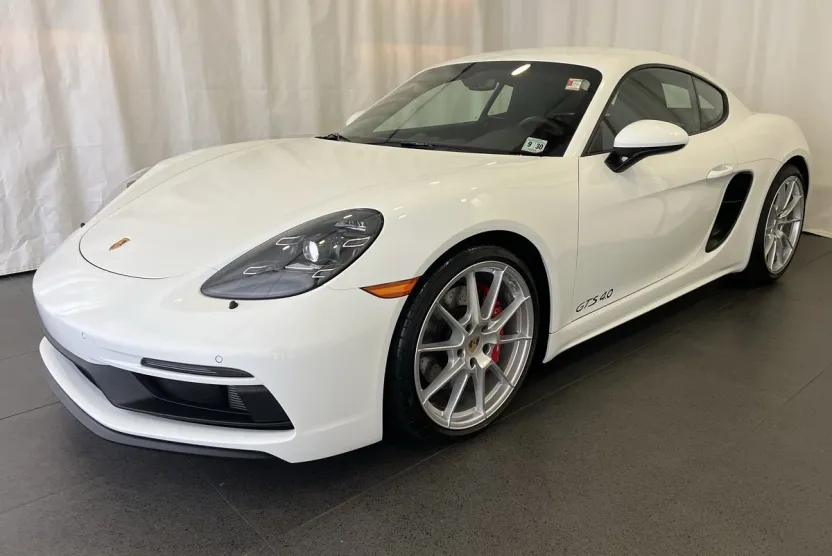 2025 Porsche Cayman GTS 4.0 photo 1