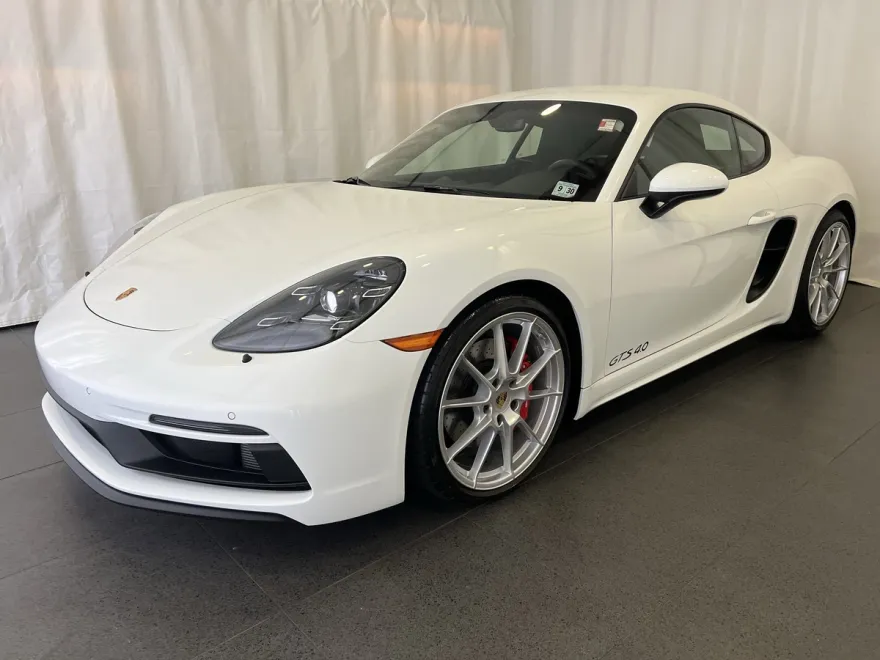 2025 Porsche Cayman GTS 4.0 photo 1