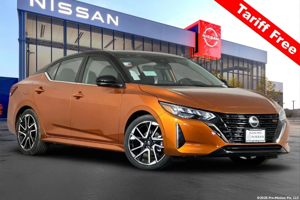 2025 Nissan Sentra SR photo 1