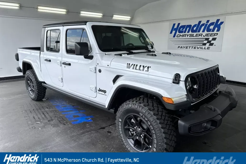2025 Jeep Gladiator Sport photo 1