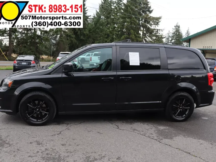 2019 Dodge Grand Caravan GT photo 1