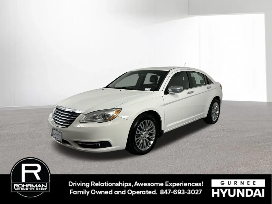 2011 Chrysler 200 Limited photo 1