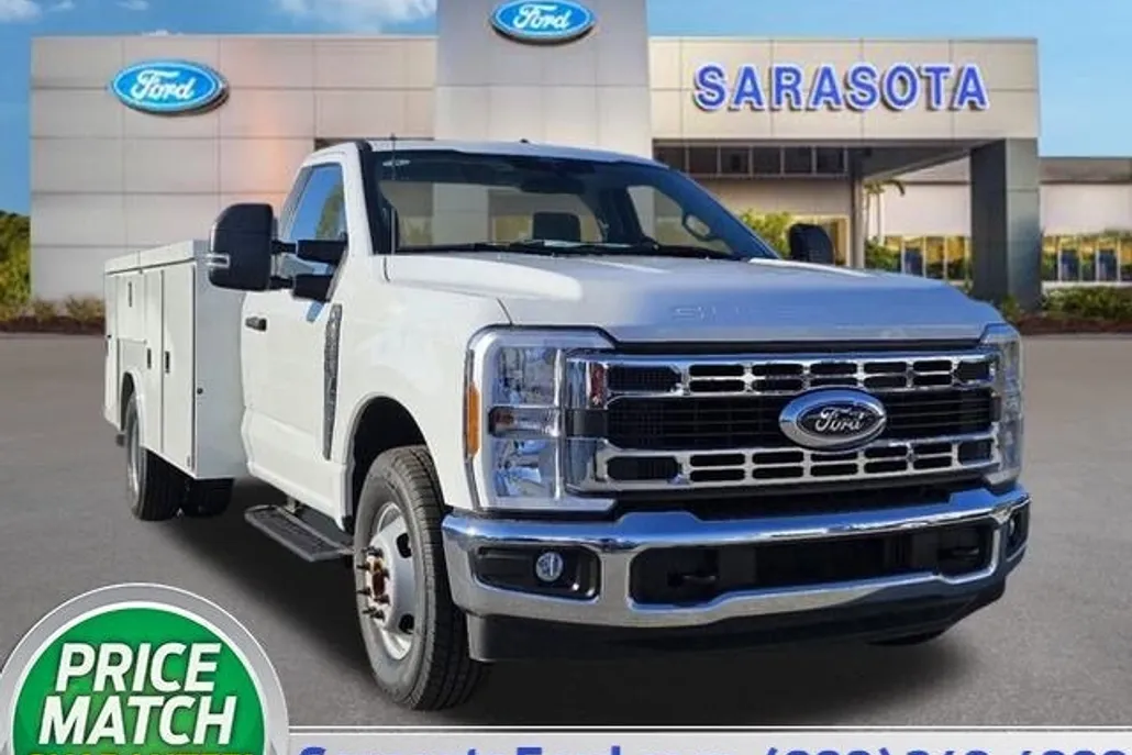 2024 Ford F-350 photo 1