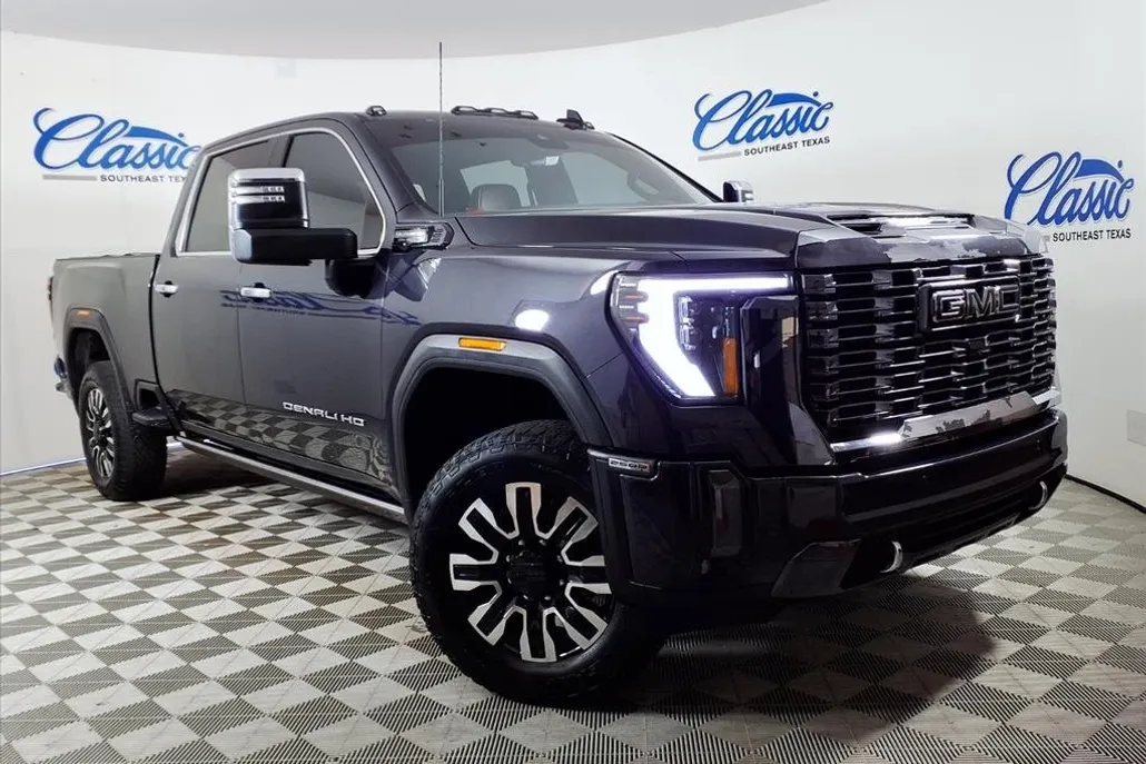 2024 Gmc Sierra 2500 HD Denali Ultimate photo 1