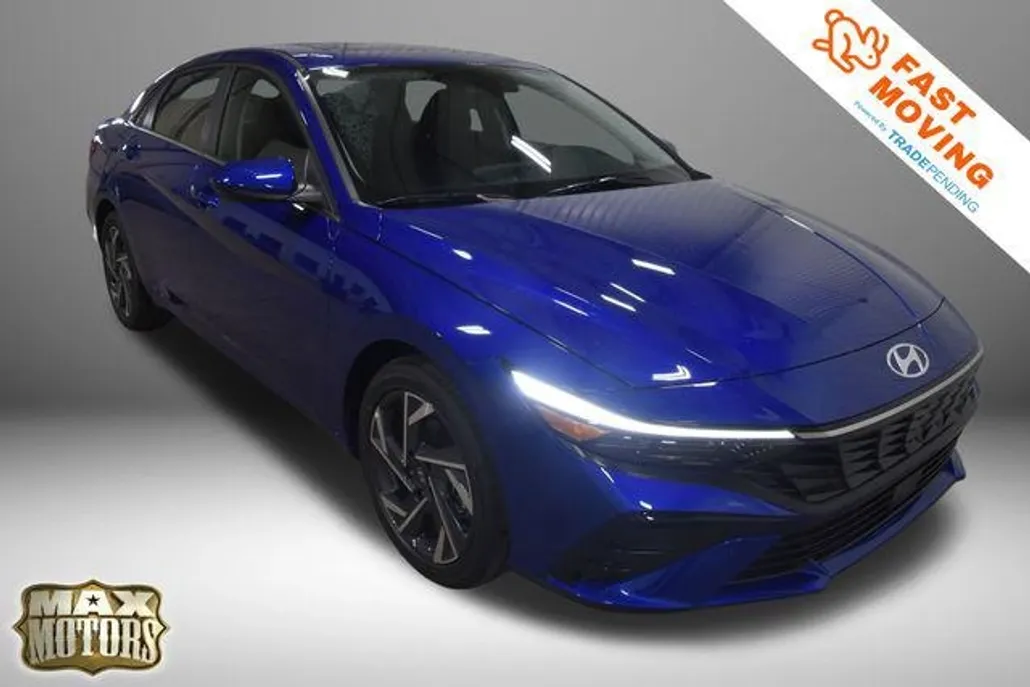 2025 Hyundai Elantra SEL Convenience photo 1