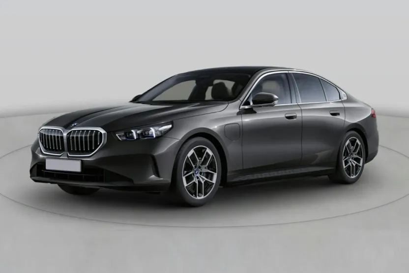 2026 Bmw 550e xDrive photo 1
