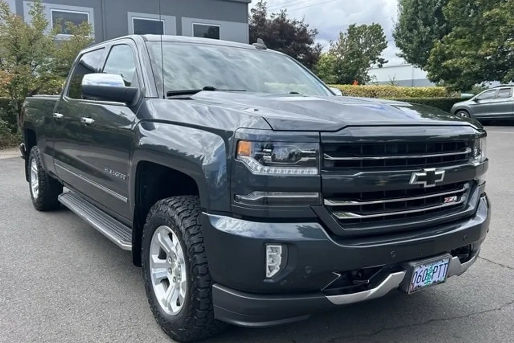 2018 Chevrolet Silverado 1500 LTZ photo 1