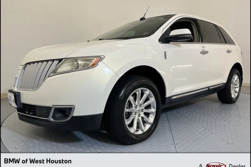 2012 Lincoln MKX Base photo 1