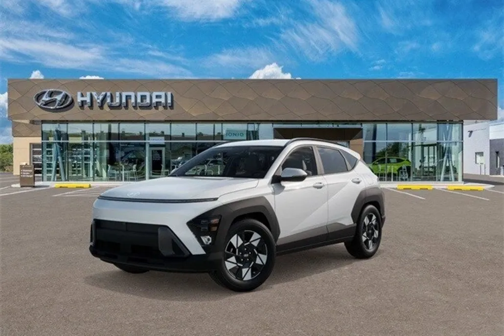 2025 Hyundai Kona SEL photo 1