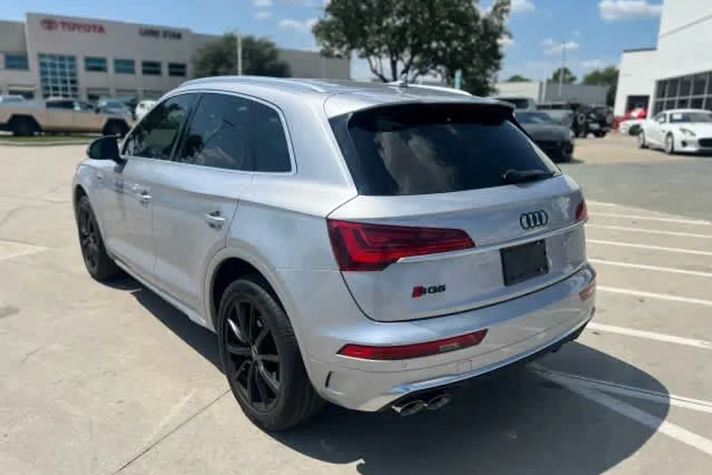 2022 Audi SQ5 Premium photo 1
