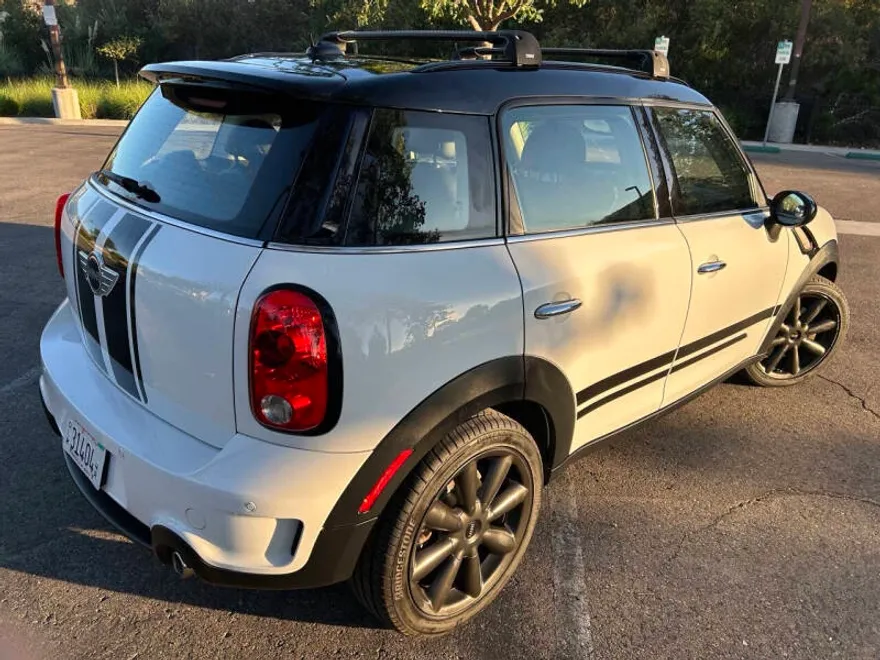 2015 Mini Countryman S photo 1
