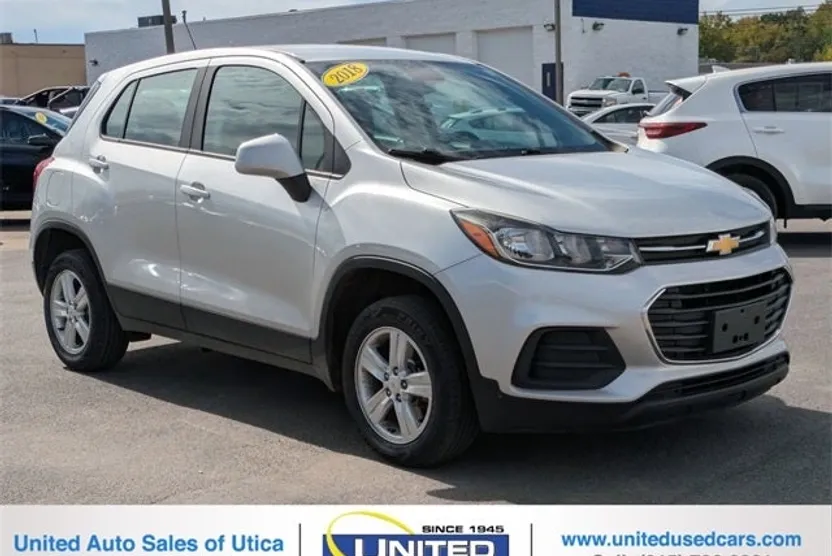 2018 Chevrolet Trax LS photo 1