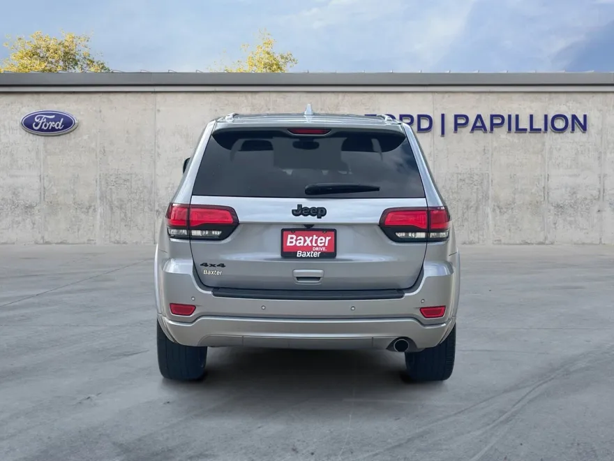 2019 Jeep Grand Cherokee Altitude photo 1