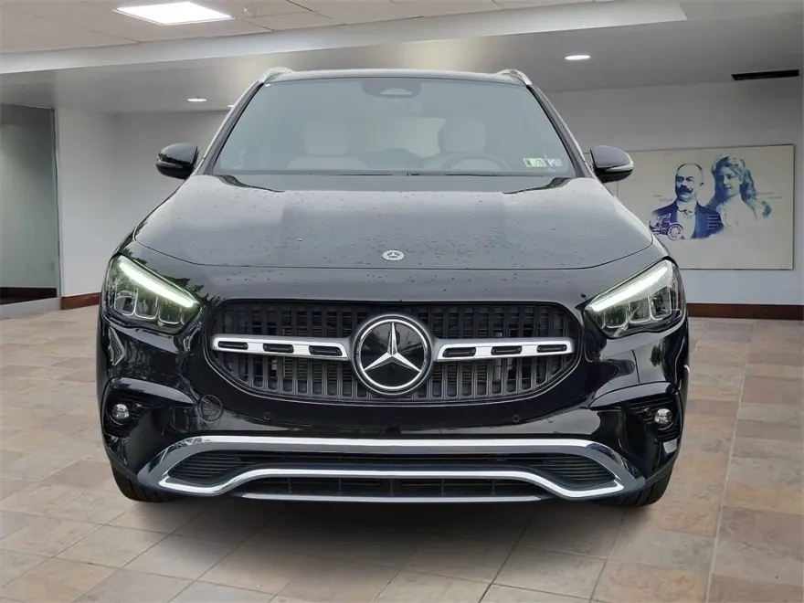 2025 Mercedes Benz GLA 250 4MATIC photo 1