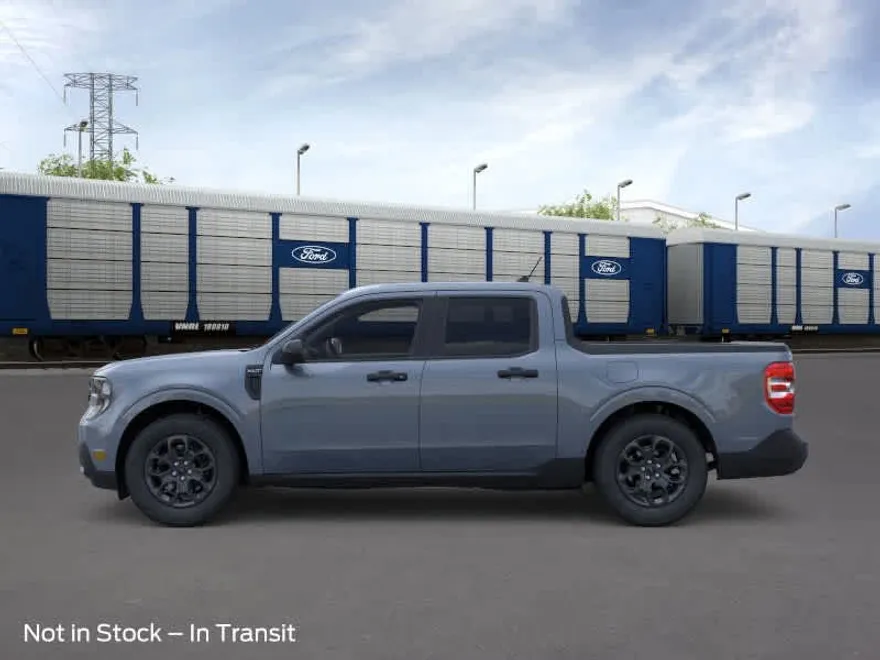 2025 Ford Maverick XLT photo 1
