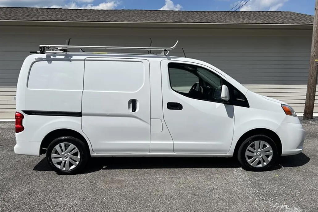 2020 Nissan NV200 S photo 1