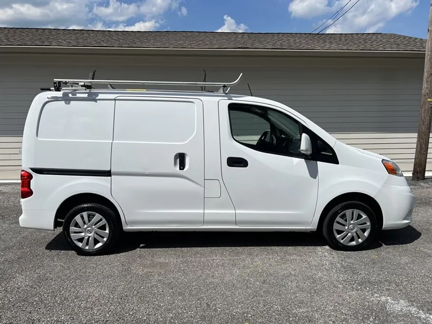 2020 Nissan NV200 S photo 1