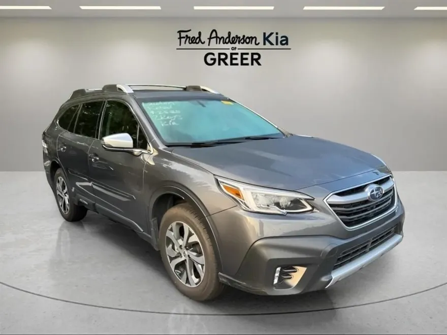 2021 Subaru Outback Touring XT photo 1