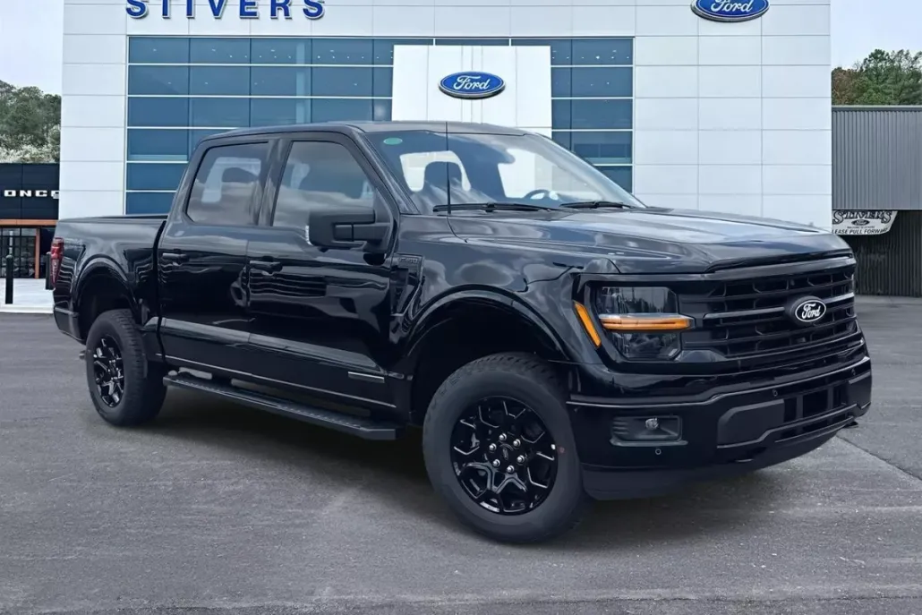 2025 Ford F-150 XLT photo 1