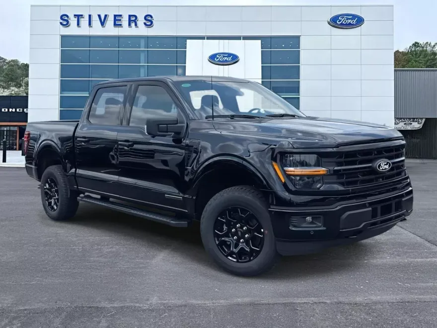 2025 Ford F-150 XLT photo 1