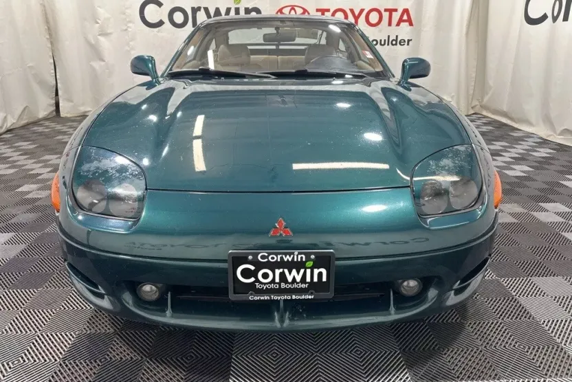 1996 Mitsubishi 3000GT SL photo 1