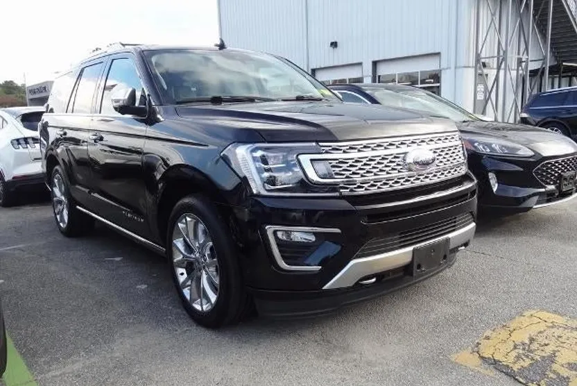 2019 Ford Expedition Platinum photo 1