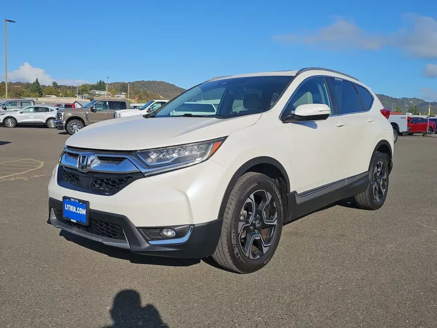 2018 Honda CR-V Touring photo 1