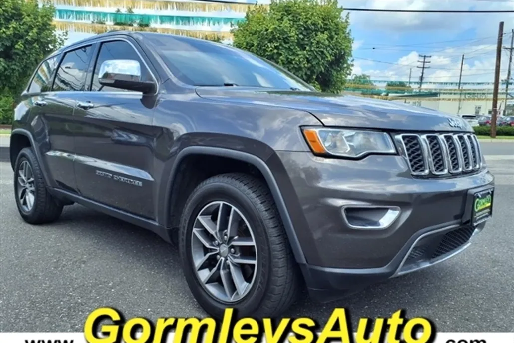 2017 Jeep Grand Cherokee Limited photo 1
