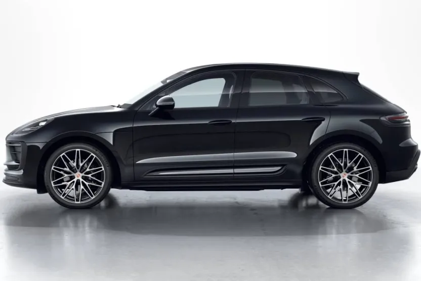 2026 Porsche Macan T photo 1