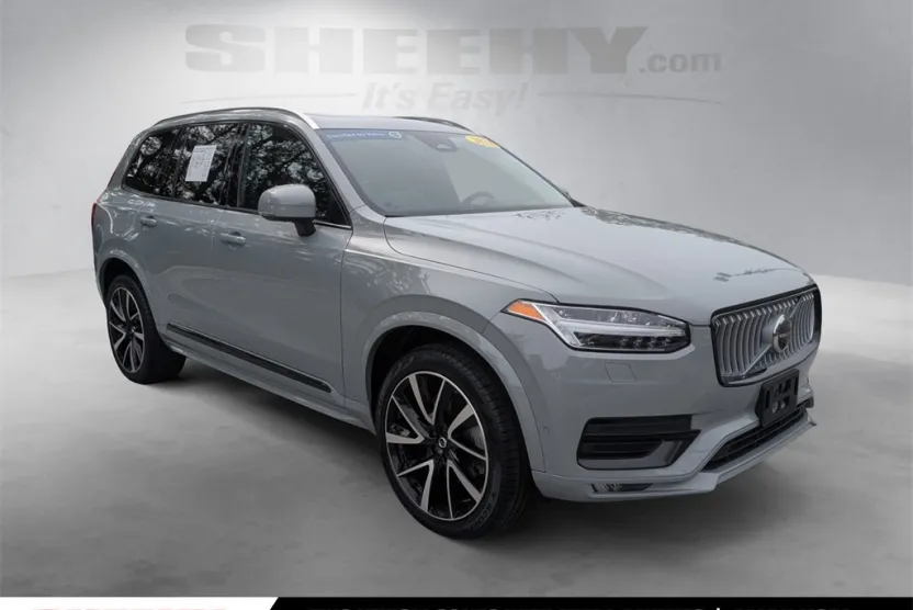 2024 Volvo XC90 Plus photo 1