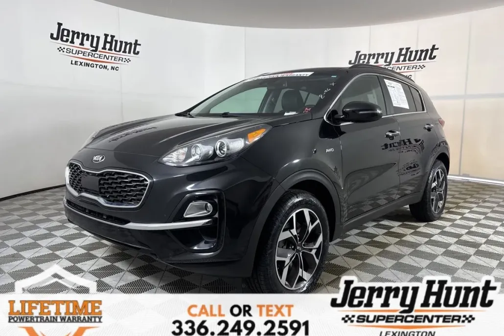 2021 Kia Sportage EX photo 1