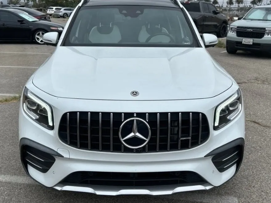 2021 Mercedes Benz GLB AMG 35 photo 1