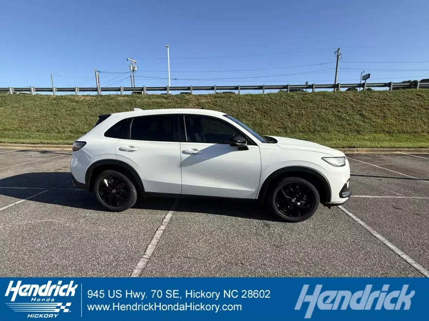 2023 Honda HR-V Sport 2WD photo 1