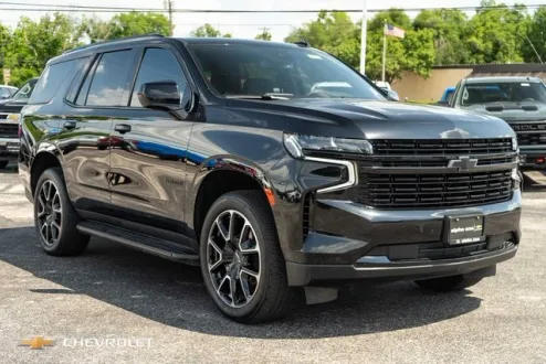 2023 Chevrolet Tahoe RST photo 3