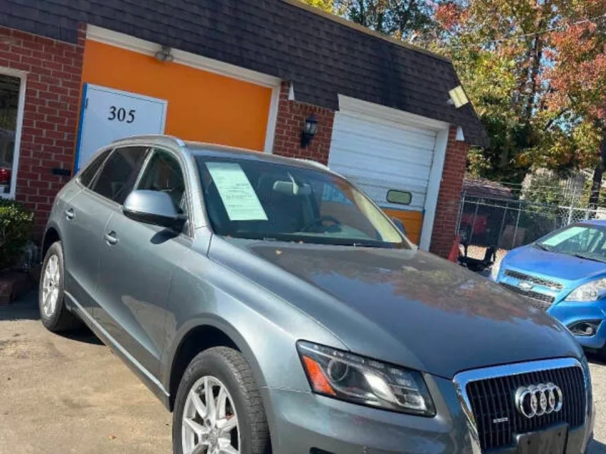 2012 Audi Q5 2.0T Premium Plus photo 1