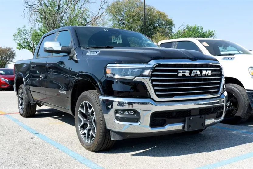2025 Ram 1500 Laramie photo 1