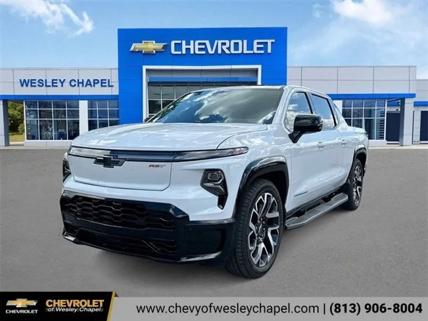 2025 Chevrolet Silverado RST photo 1