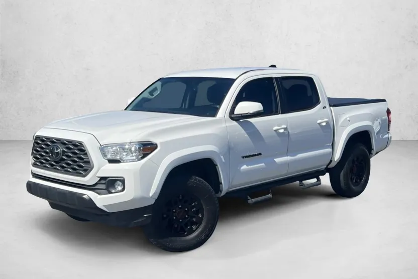 2022 Toyota Tacoma SR5 V6 photo 1