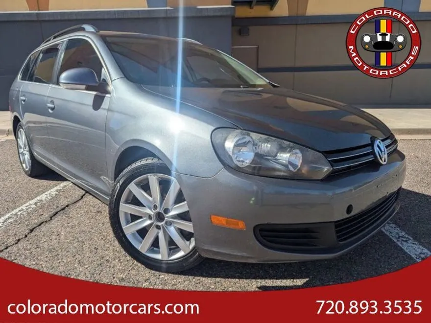 2011 Volkswagen Jetta SportWagen TDI photo 1