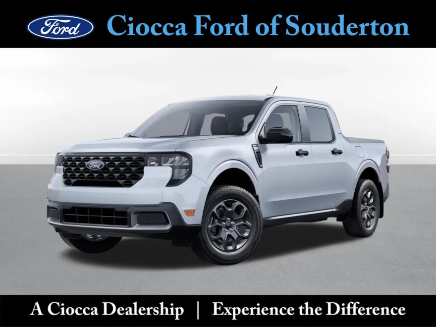 2025 Ford Maverick XLT photo 1
