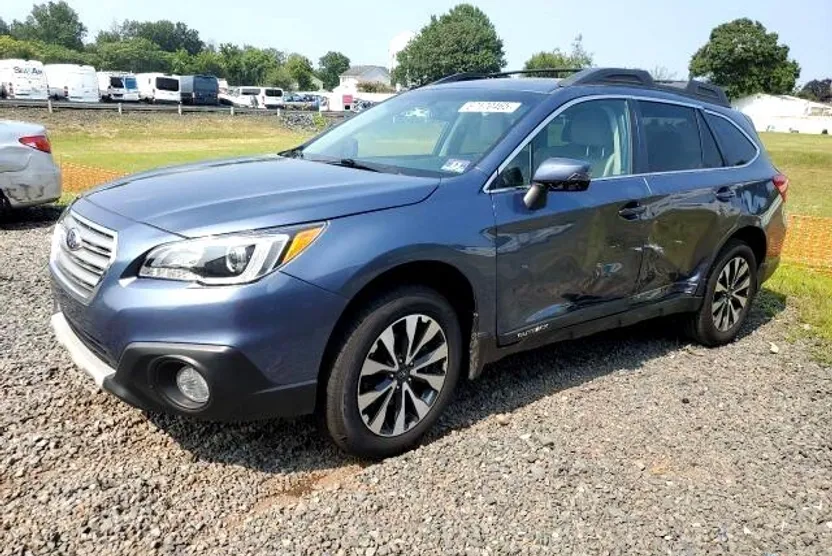 2017 Subaru Outback 2.5i Limited photo 1
