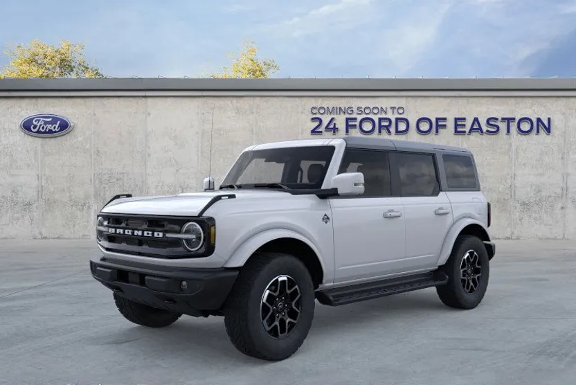 2025 Ford Bronco Outer Banks photo 1