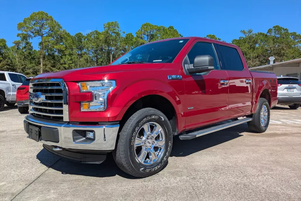 2015 Ford F-150 XLT photo 1